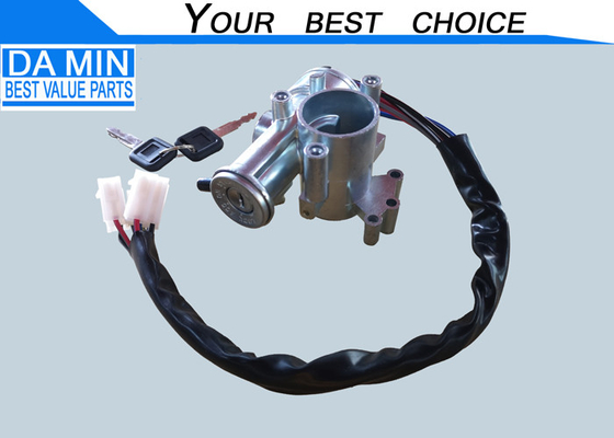 8943422200 ISUZU قفل فرمان برای کامیون سبک NHR NKR روشن کردن سوئیچ صندلی کامیون شروع کلید سیلندر با سه پلاگ